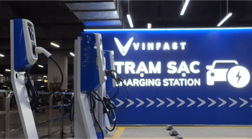 Trạm sạc VinFast & Các loại trụ sạc công cộng cho Ô tô điện